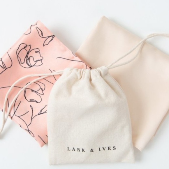 Lark & Ives Silk Satin Scarf Set - Picture 2 of 14